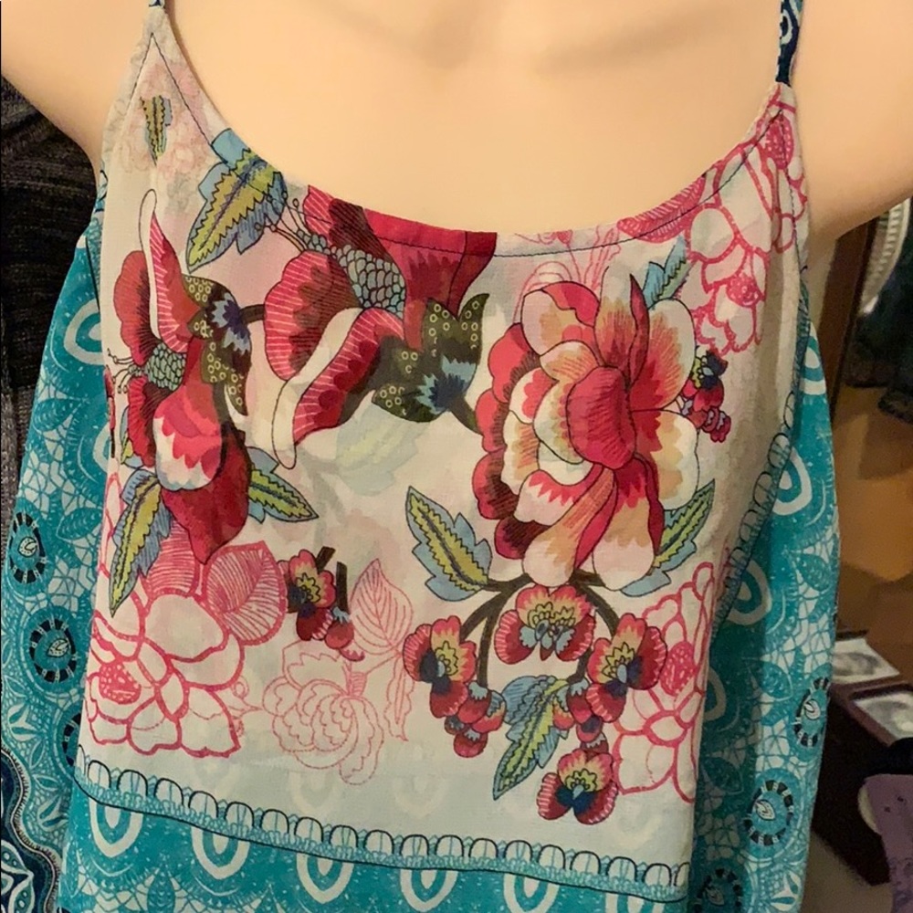 PATRONS OF PEACE Small Floral Top